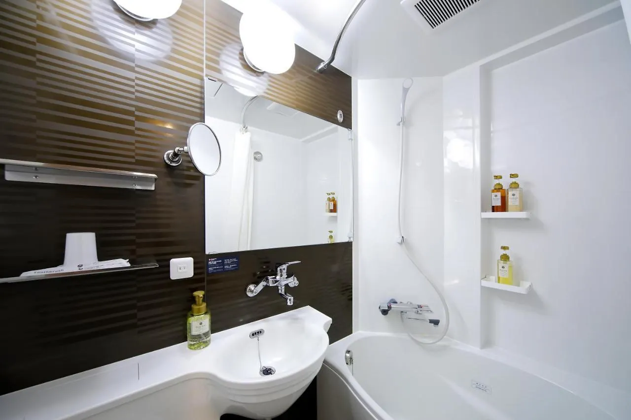 Travelodge Kyoto Shijo Kawaramachi 3*,  Japão